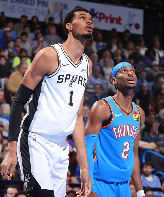 开云官网-雷霆复仇马刺拒绝四杀！亚历山大34+5+5 文班亚马17+7吞里程悲|霍姆格伦|俄克拉荷马雷霆队|圣安东尼奥马刺队|谢伊·吉尔杰斯-亚历山大|篮板_新浪体育_新浪新闻