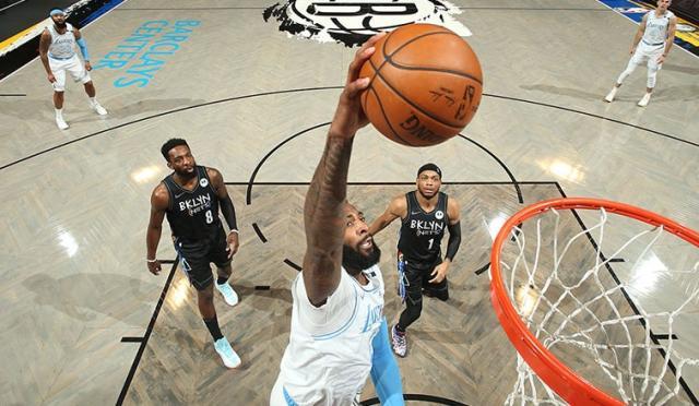 开云官网-詹眉缺席湖人防守依旧无敌 大溃败为篮网敲响警钟